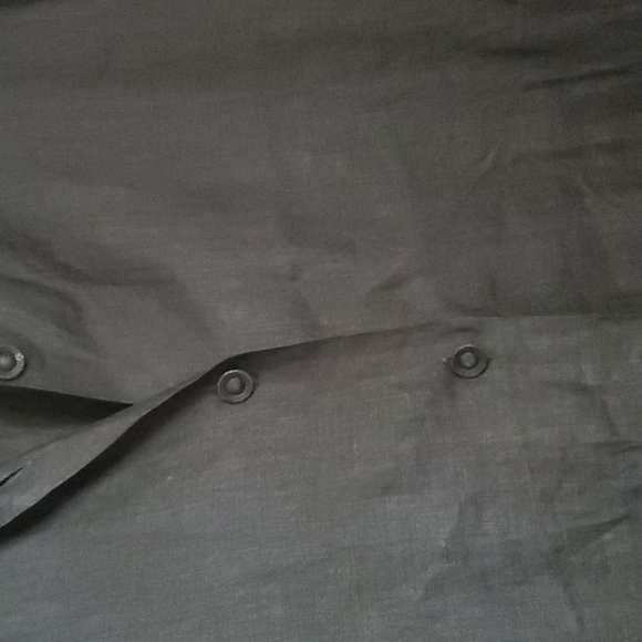 Shirt - Picture 3 of 4